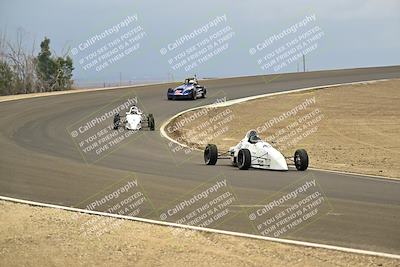 media/Jan-26-2025-CalClub SCCA (Sun) [[cfcea7df88]]/Group 7/Race/